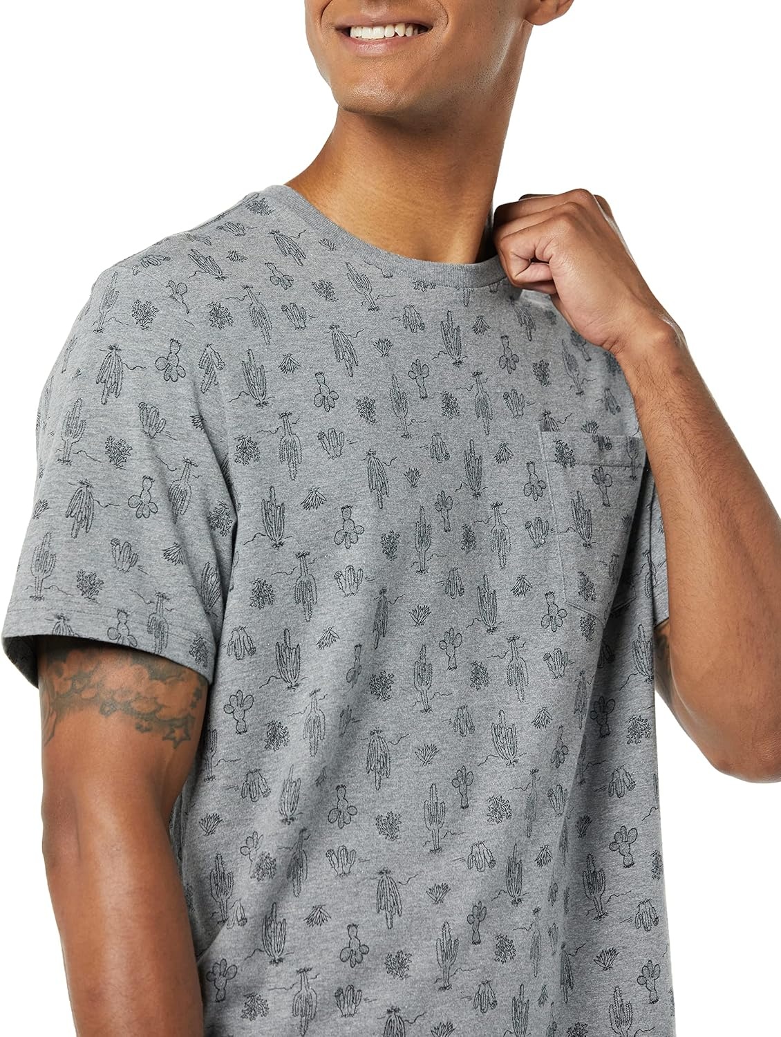 image:imageAmazon Essentials Mens ShortSleeve Crewneck Pocket TShirtsHeather GreyHeather Grey