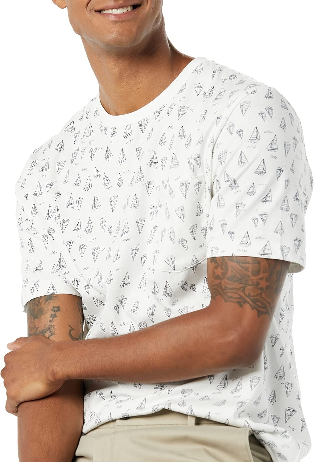 image:imageAmazon Essentials Mens ShortSleeve Crewneck Pocket TShirtsNavy Boat Print
