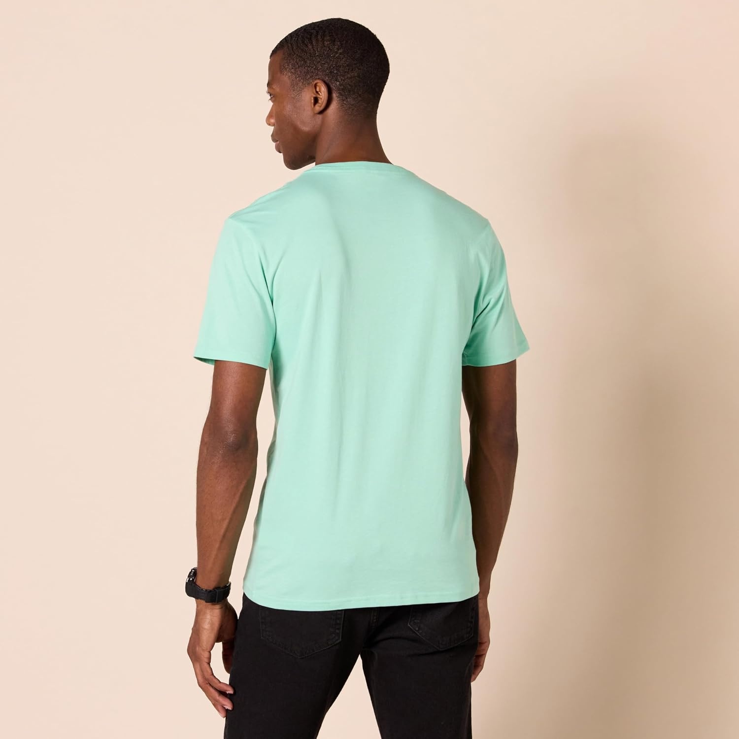 image:imageAmazon Essentials Mens SlimFit Crewneck Short Sleeve Cotton TShirtsWhiteAqua