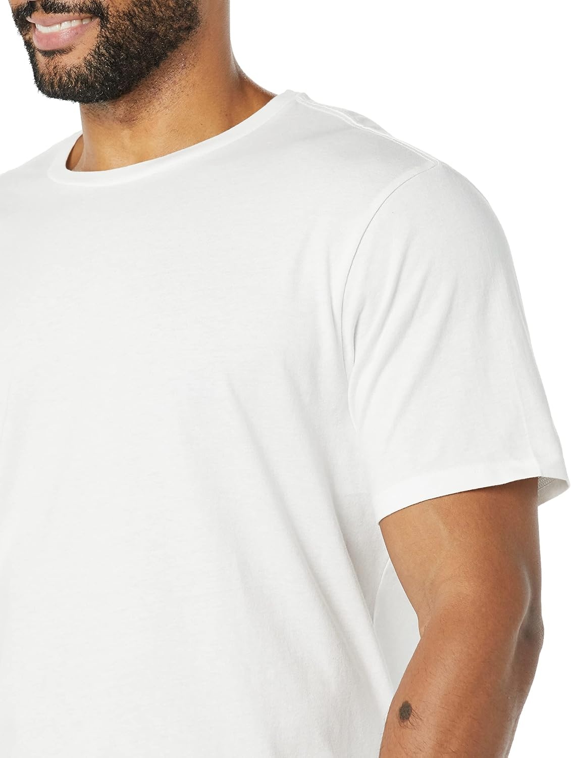 image:imageAmazon Essentials Mens SlimFit Crewneck Short Sleeve Cotton TShirtsWhiteWhite