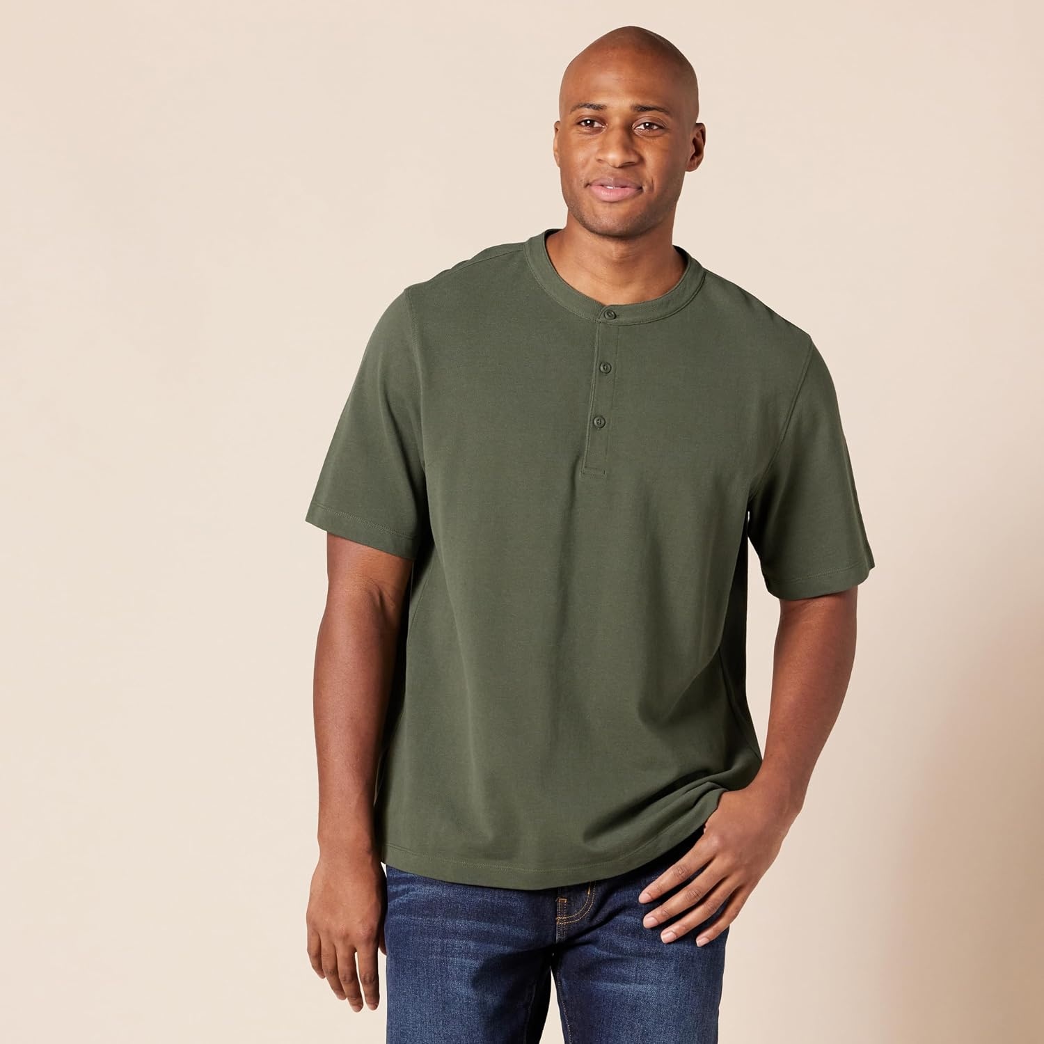 image:imageAmazon Essentials Short Sleeve Henley Shirt for Men RegularFit Pique Available in Big amp Tall Pack of 2BlackOlive