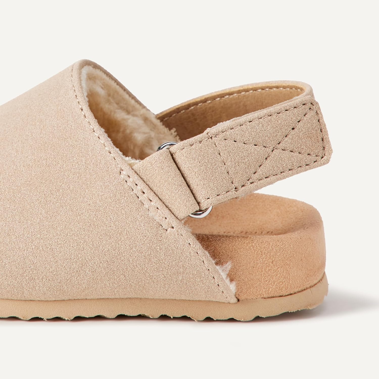 image:imageAmazon Essentials Unisex Kids Comfort ClogsSand