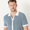Amazon Essentials Men’s Short Sleeve Button-Down Resort Knit Shirt(Dark Blue Stripe Knit)