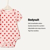 Amazon Essentials x Sofia Grainge Unisex Babies’ Short Sleeve Crewneck Bodysuit(Ivory/Red/Apple Hearts)