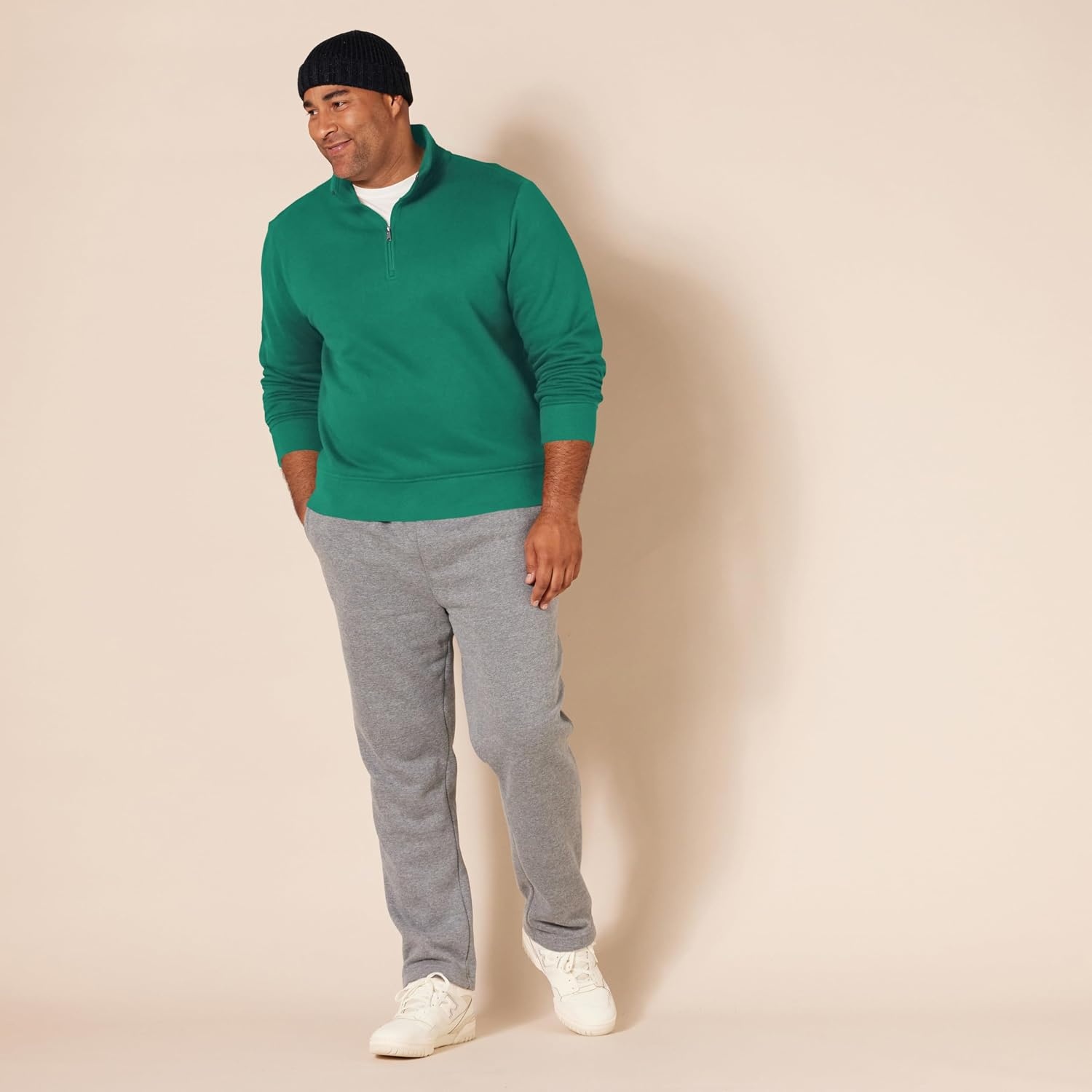 image:imageAmazon Essentials Mens Regular Fit LongSleeve QuarterZip Pullover Fleece Sweatshirt with Mock Neck MidweightGreen