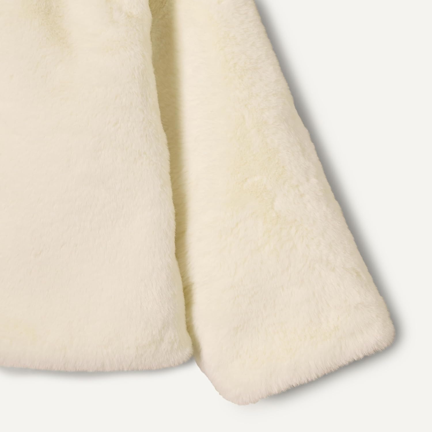 image:imageAmazon Essentials x Sofia Grainge Toddler and Baby Girls Faux Fur JacketIvory