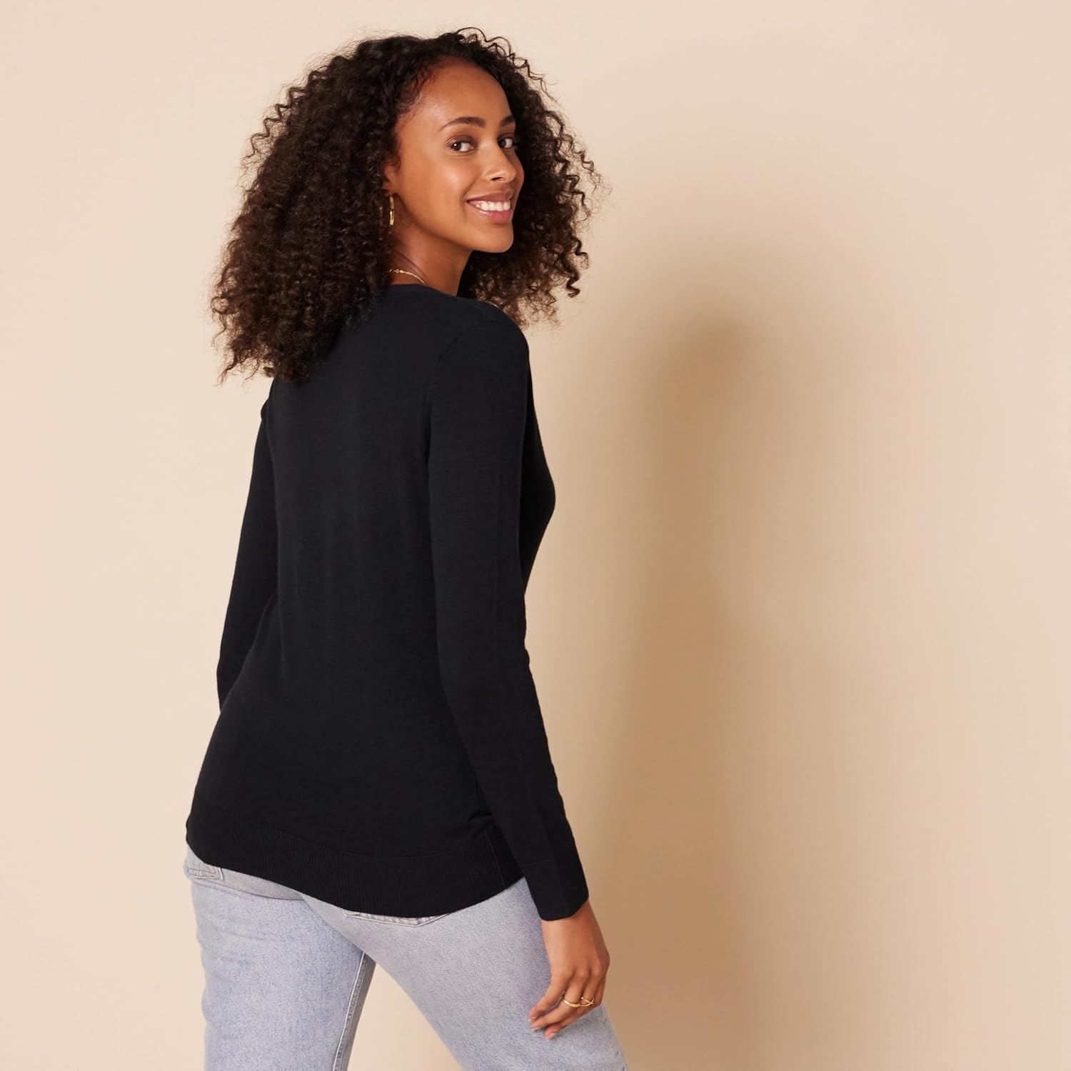 image:imageAmazon Essentials Womens Lightweight Cardigan SweaterBlack