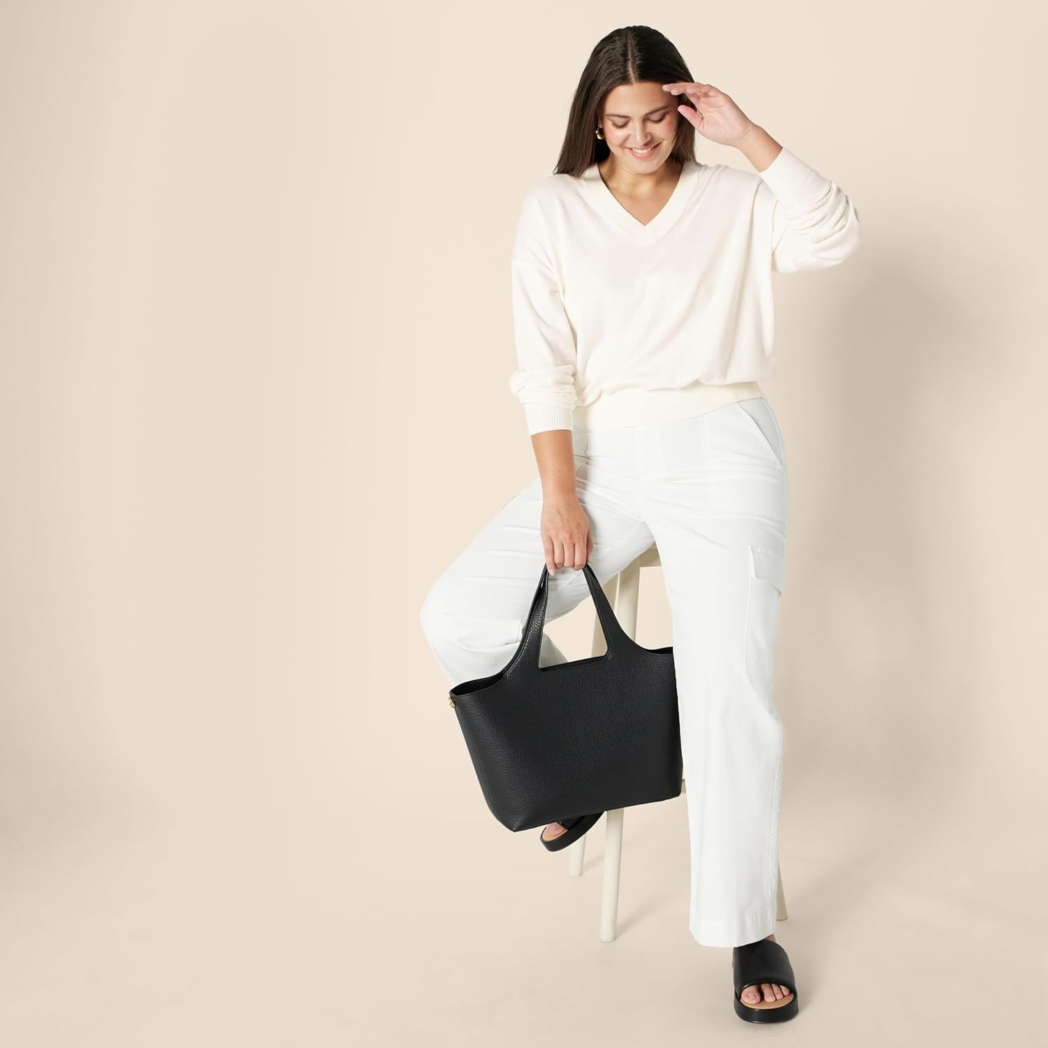 image:imageAmazon Essentials Womens Lightweight LongSleeve VNeck SweaterEggshell White
