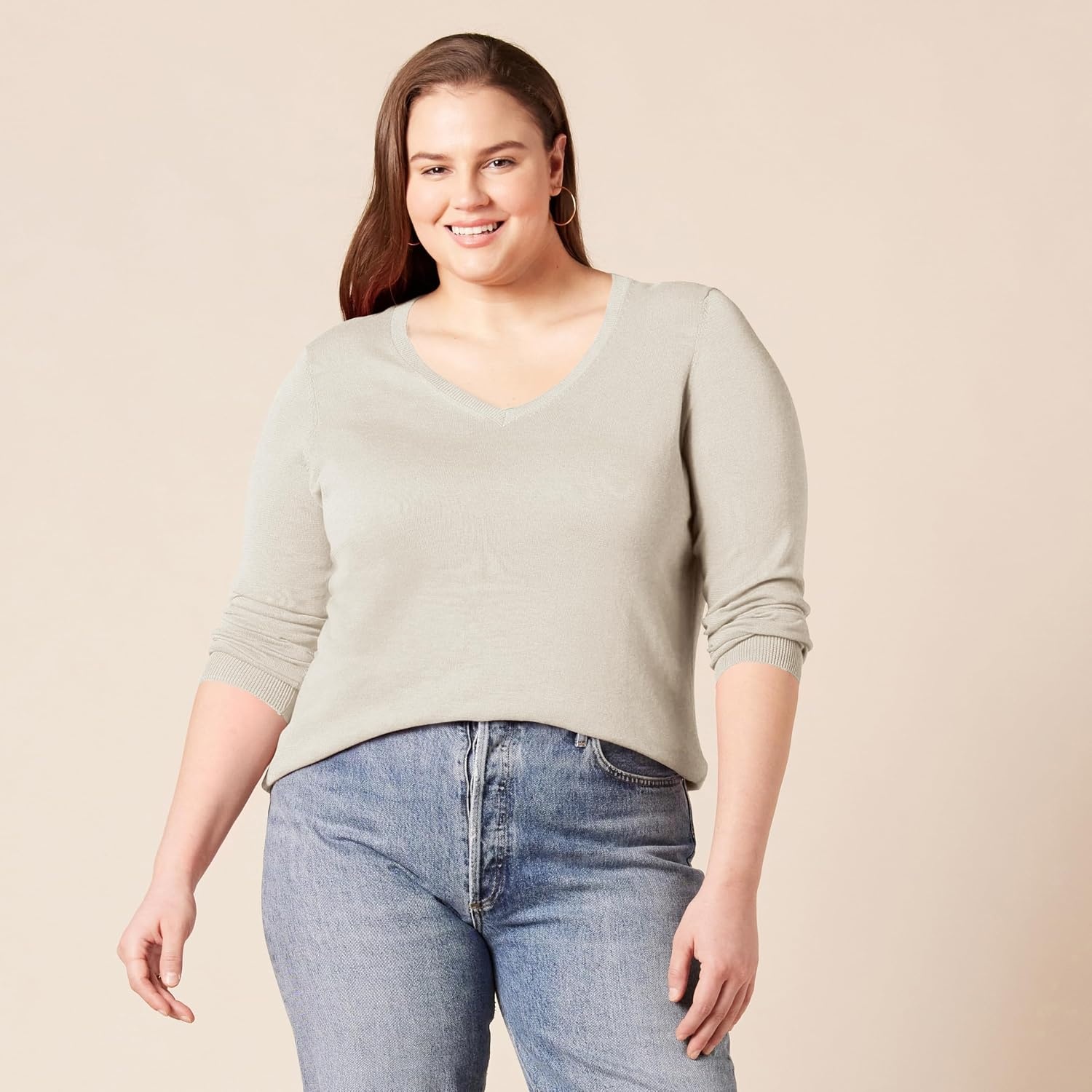 image:imageAmazon Essentials Womens Lightweight LongSleeve VNeck SweaterOatmeal Heather