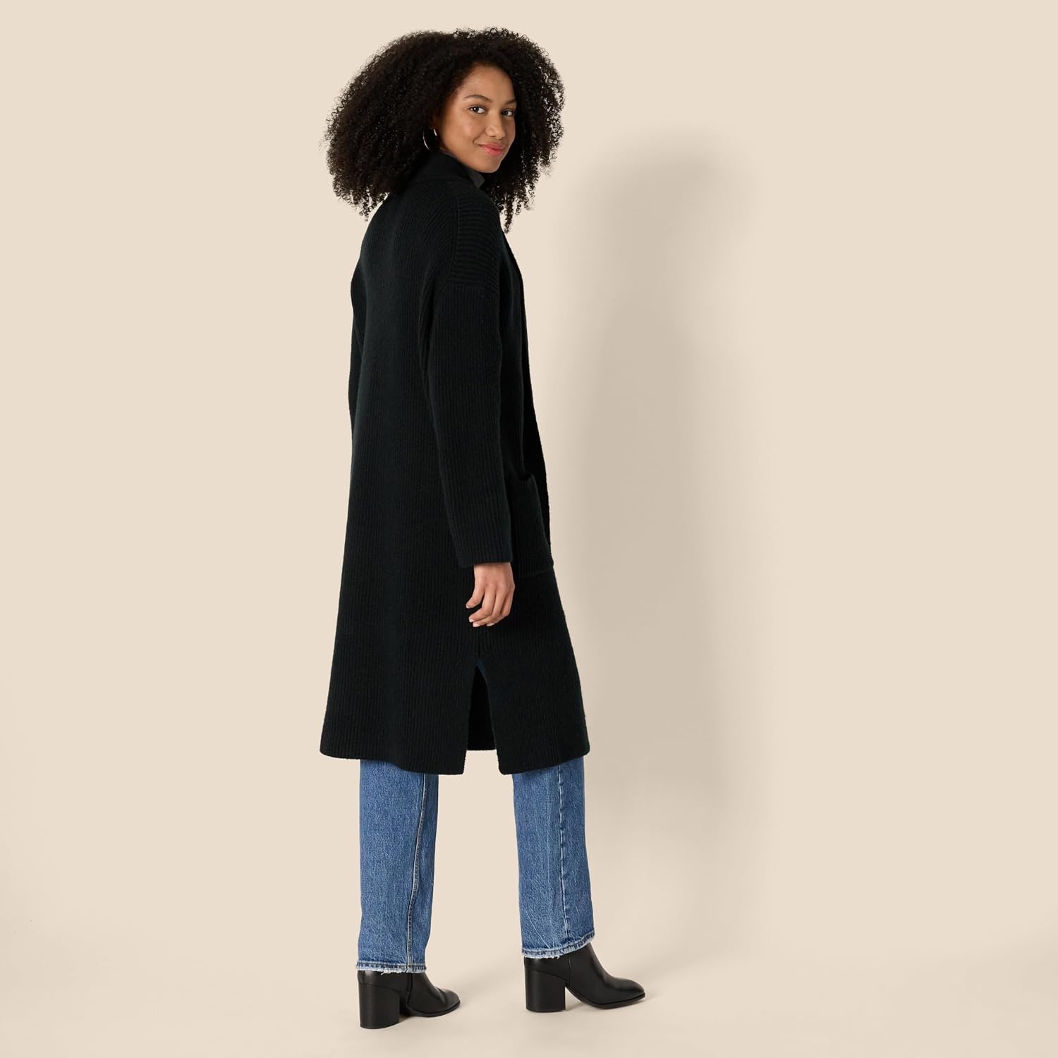 image:imageAmazon Essentials Womens OversizedFit Cotton Blend Heavyweight Texture Stitch Long Cardigan Sweater with PocketsBlack