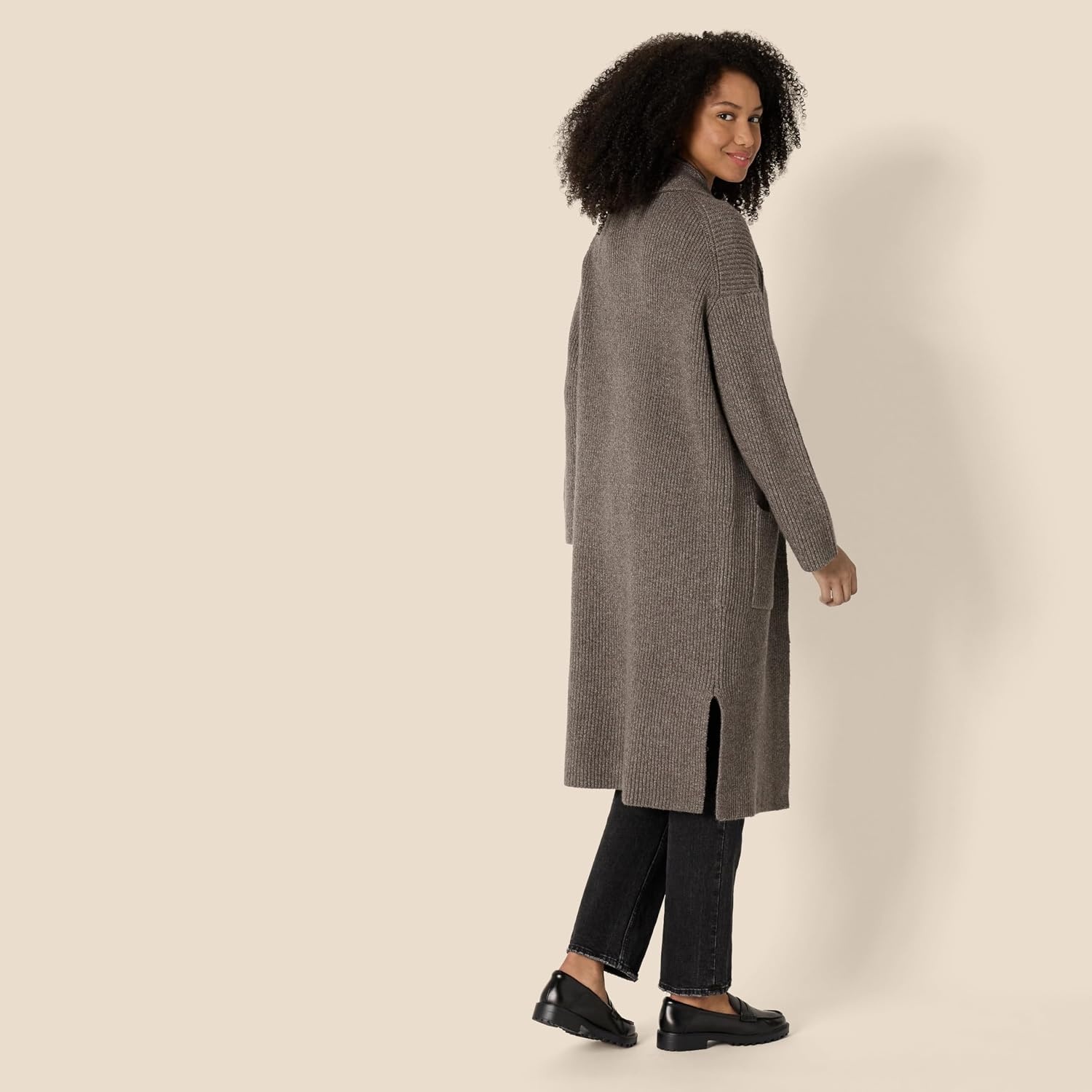 image:imageAmazon Essentials Womens OversizedFit Cotton Blend Heavyweight Texture Stitch Long Cardigan Sweater with PocketsBrown Heather