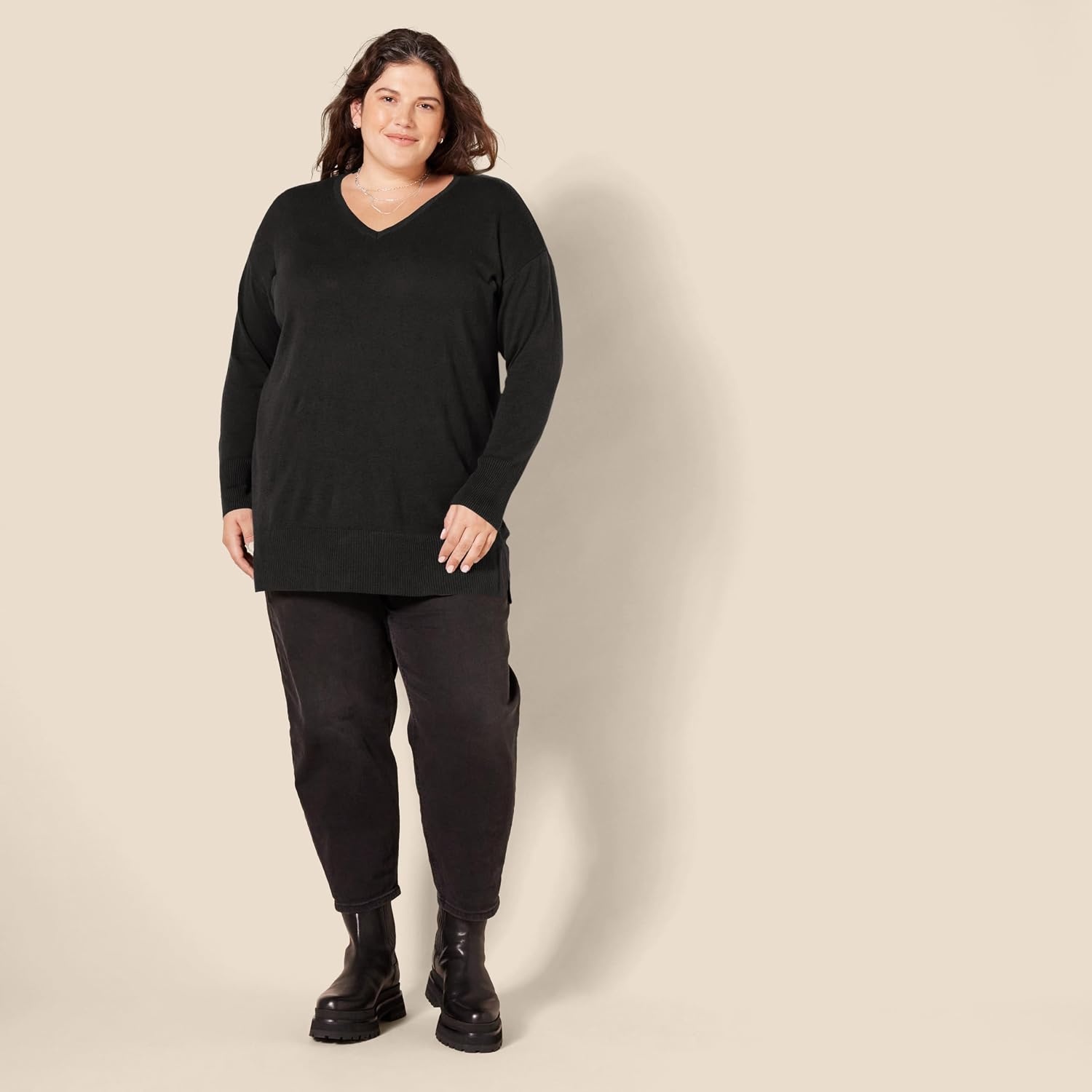 image:imageAmazon Essentials Womens Regular Fit Lightweight VNeck Tunic Sweater Long SleeveBlack