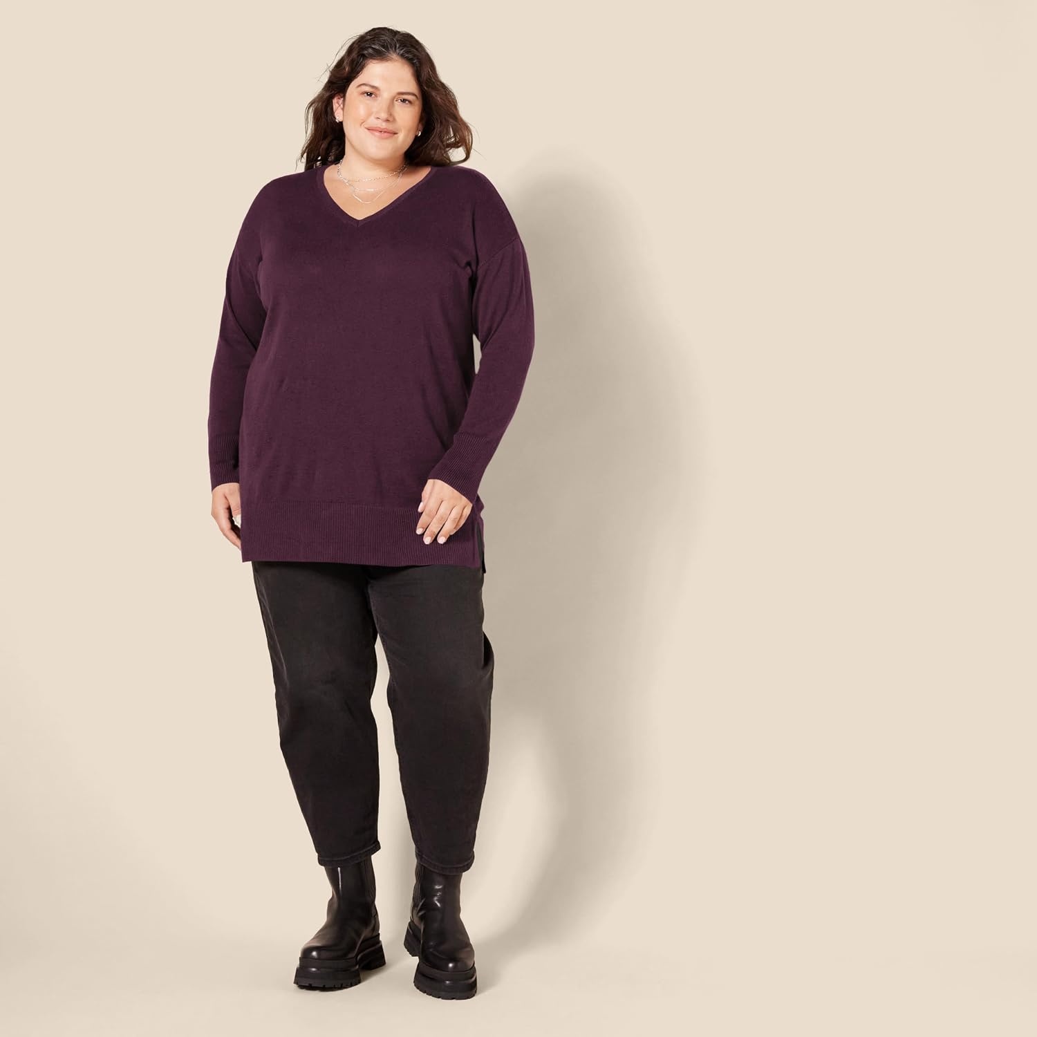 image:imageAmazon Essentials Womens Regular Fit Lightweight VNeck Tunic Sweater Long SleeveBurgundy