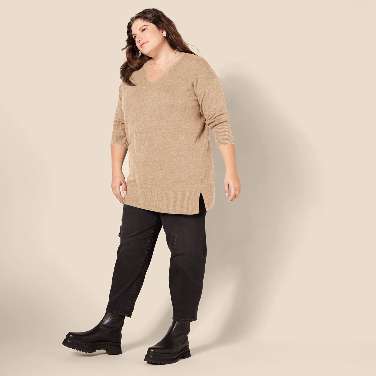 image:imageAmazon Essentials Womens Regular Fit Lightweight VNeck Tunic Sweater Long SleeveCamel Heather