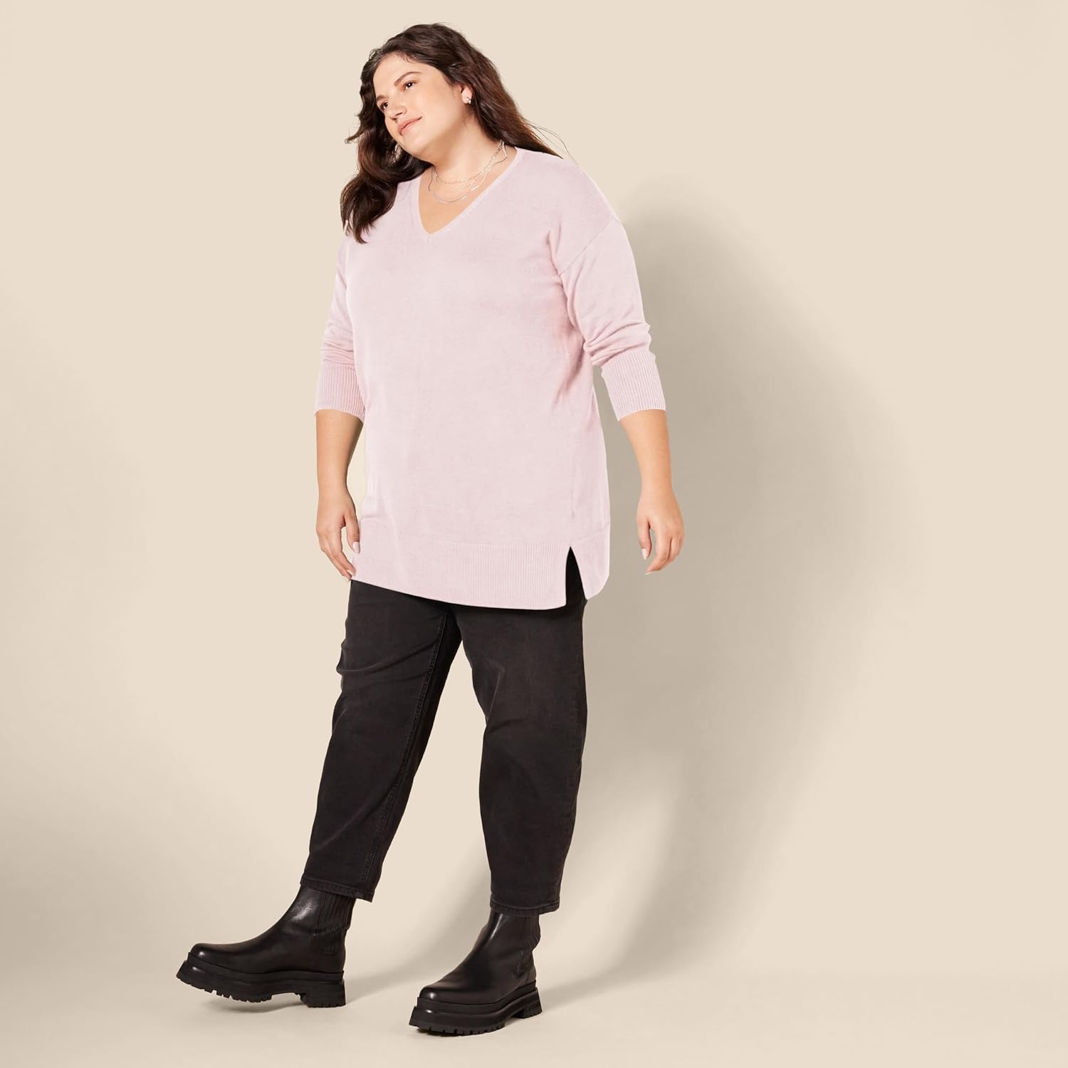 image:imageAmazon Essentials Womens Regular Fit Lightweight VNeck Tunic Sweater Long SleeveLight Pink
