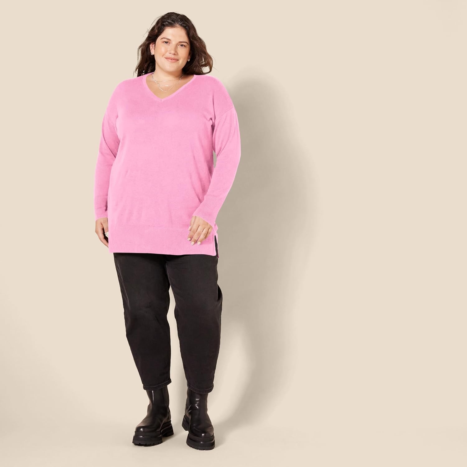 image:imageAmazon Essentials Womens Regular Fit Lightweight VNeck Tunic Sweater Long SleevePink