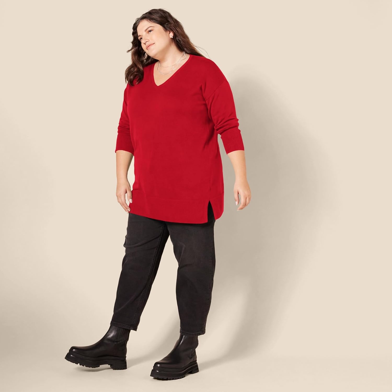 image:imageAmazon Essentials Womens Regular Fit Lightweight VNeck Tunic Sweater Long SleeveRed