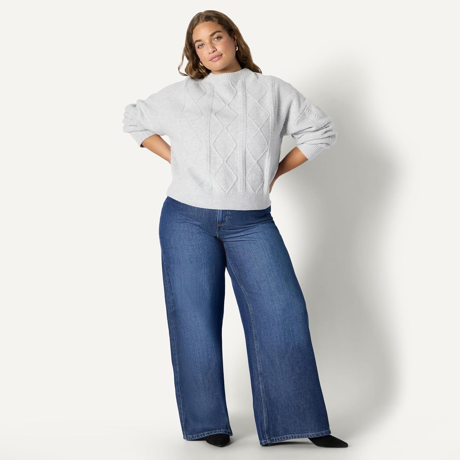 image:imageAmazon Essentials Womens RelaxedFit Cable Crewneck SweaterLight Grey Heather