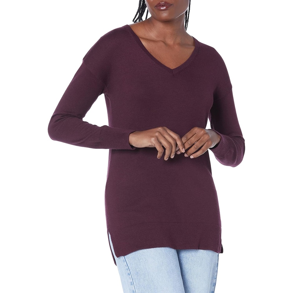 image:imageAmazon Essentials Womens Regular Fit Lightweight VNeck Tunic Sweater Long SleeveBurgundy