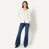 Amazon Essentials Women’s Lightweight Crewneck(Ivory)
