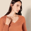 Amazon Essentials Women’s Regular Fit Lightweight V-Neck Tunic Sweater, Long Sleeve(Caramel)