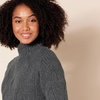 Amazon Essentials Women’s Winter Long-Sleeve Sweater, Soft Touch Funnel Neck Cable Knit(Charcoal Heather)