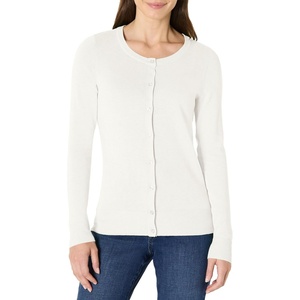 Amazon Essentials Women’s Lightweight Crewneck(Ivory)