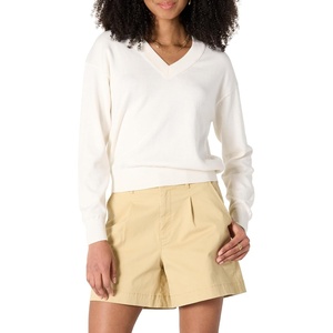 Amazon Essentials Women’s Lightweight Long-Sleeve V-Neck Sweater(Eggshell White)
