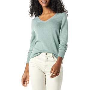 Amazon Essentials Women’s Lightweight Long-Sleeve V-Neck Sweater(Sage Green Heather)