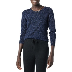 Amazon Essentials Women’s Long-Sleeve Lightweight Crewneck Sweater, Flattering (Available in Plus Size)(Navy Cheetah)
