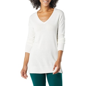 Amazon Essentials Women’s Regular Fit Lightweight V-Neck Tunic Sweater, Long Sleeve(Ivory)