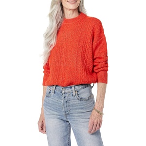 Amazon Essentials Women’s Relaxed-Fit Cable Knit Sweater, Soft-Touch Modern Crewneck (Plus(Poppy Red)