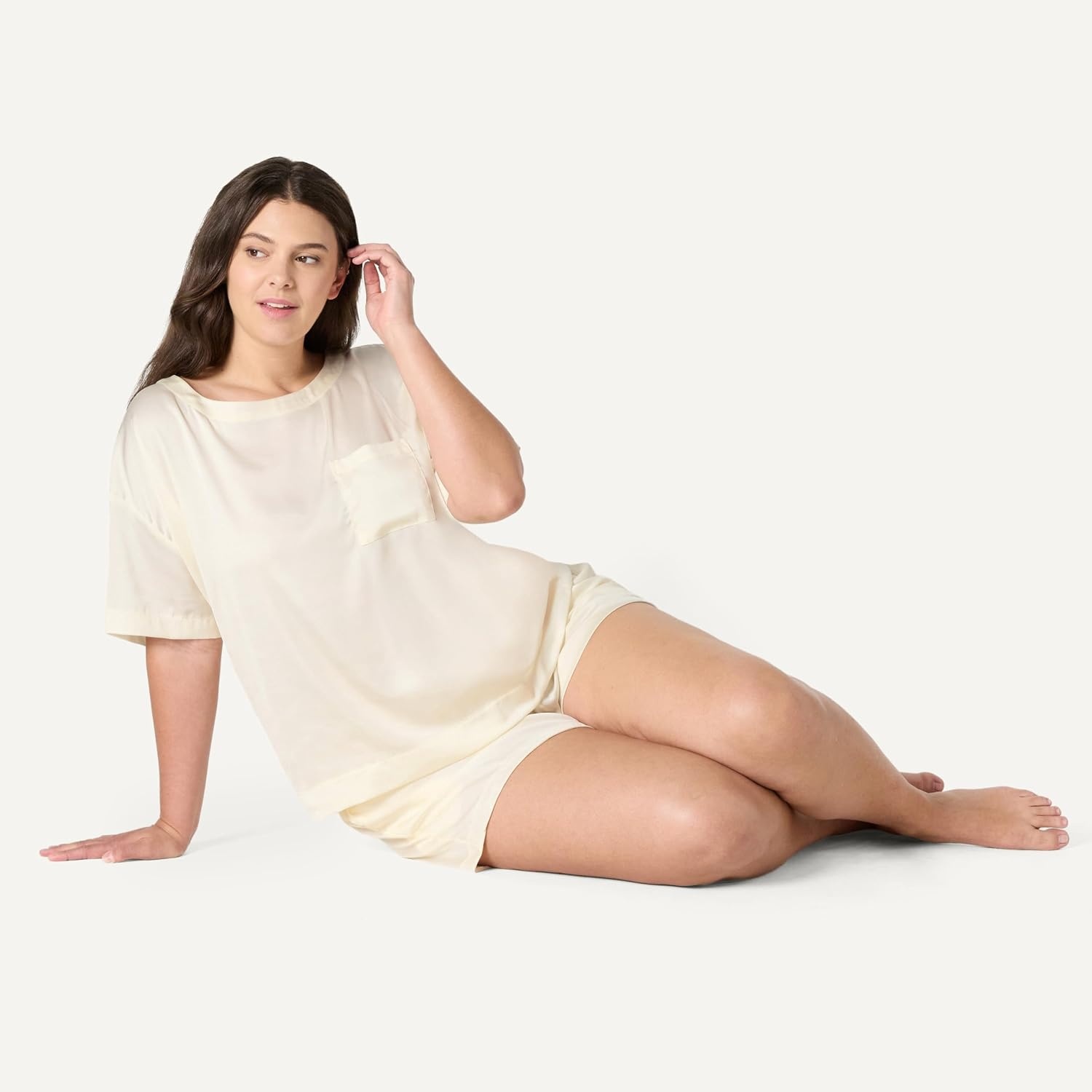 image:imageAmazon Essentials Womens Satin Pajama Top and Shorts SetIvory