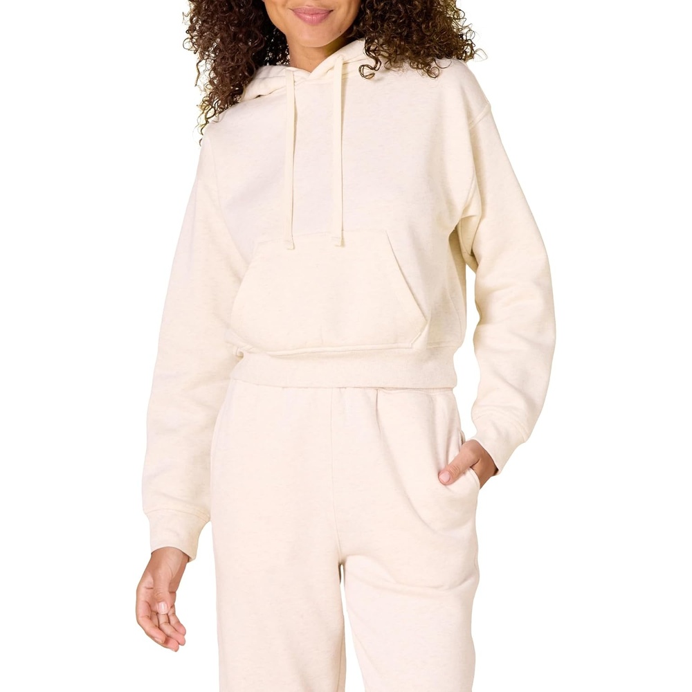 image:imageAmazon Essentials Womens Relaxed Fit Crop Pullover Hoodie Sweatshirt with Drawstring Soft Available in Plus SizeOatmeal Heather Jellyfish