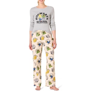 Amazon Essentials Women’s Lightweight Soft Flannel Trouser and Long-Sleeve T-Shirt Sleep Set, Lounge Bottoms, Salmon Pink(Harry Potter Hogwarts – Womens)