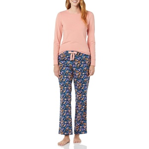 Amazon Essentials Women’s Lightweight Soft Flannel Trouser and Long-Sleeve T-Shirt Sleep Set, Lounge Bottoms, Salmon Pink(Salmon Pink/Floral Camo)