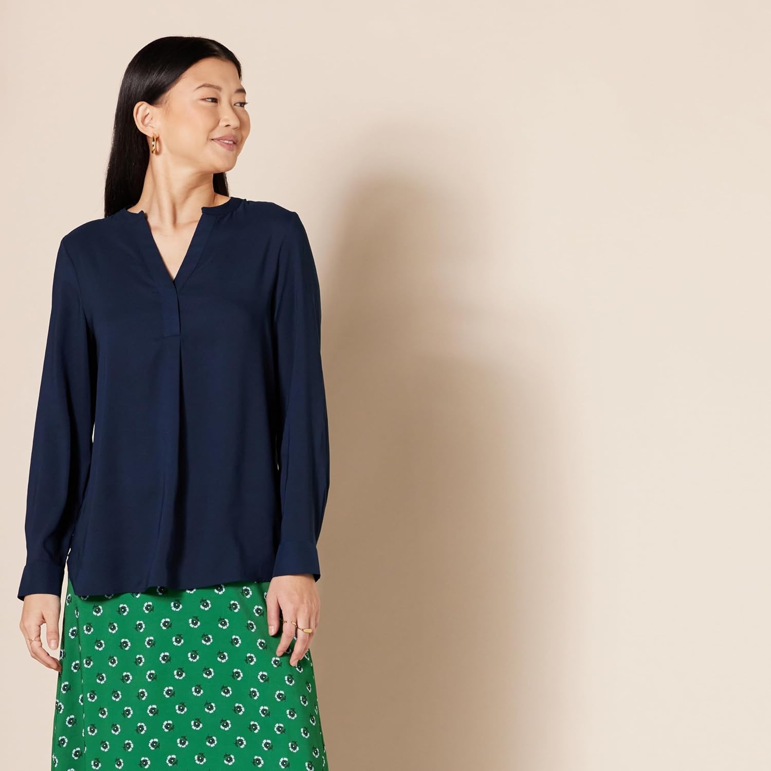 image:imageAmazon Essentials Womens Georgette Long Sleeve RelaxedFit Popover Blouse Business Casual Dress Blouses for Office WorkNavy