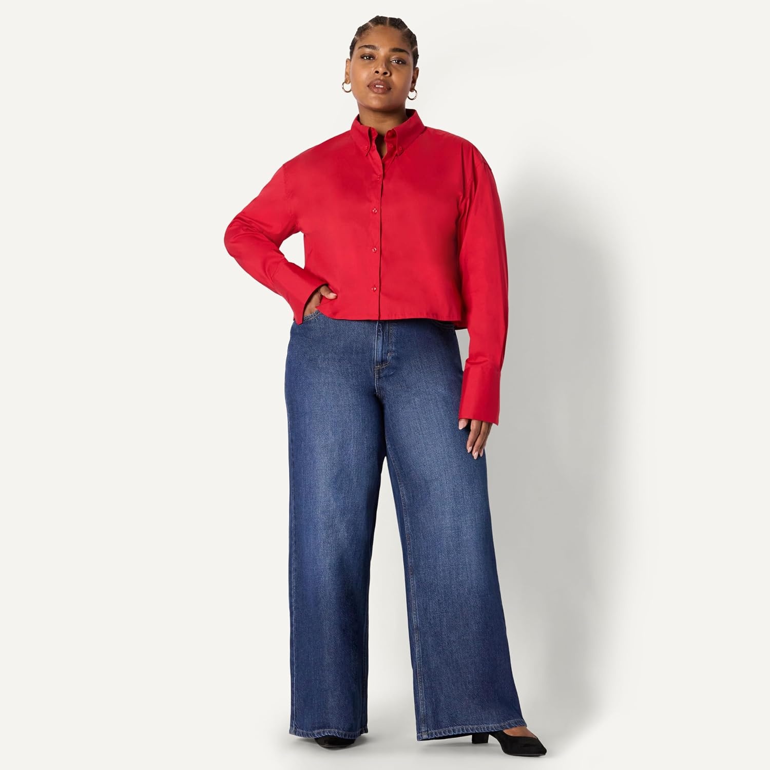 image:imageAmazon Essentials Womens OversizedFit Cropped Cotton Stretch Poplin ButtonDown ShirtRed