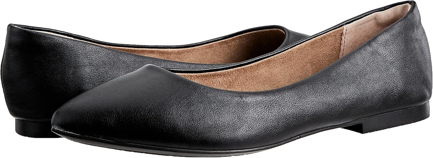image:imageAmazon Essentials Womens PointedToe Ballet FlatsBlack Faux Leather