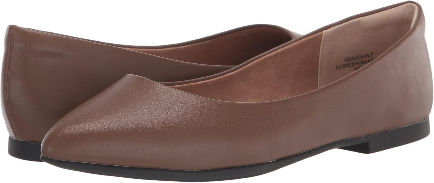 image:imageAmazon Essentials Womens PointedToe Ballet FlatsChocolate