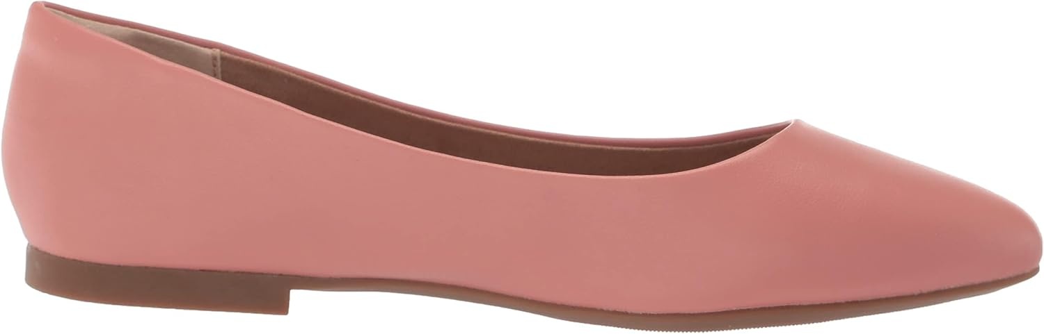 image:imageAmazon Essentials Womens PointedToe Ballet FlatsDusty Rose