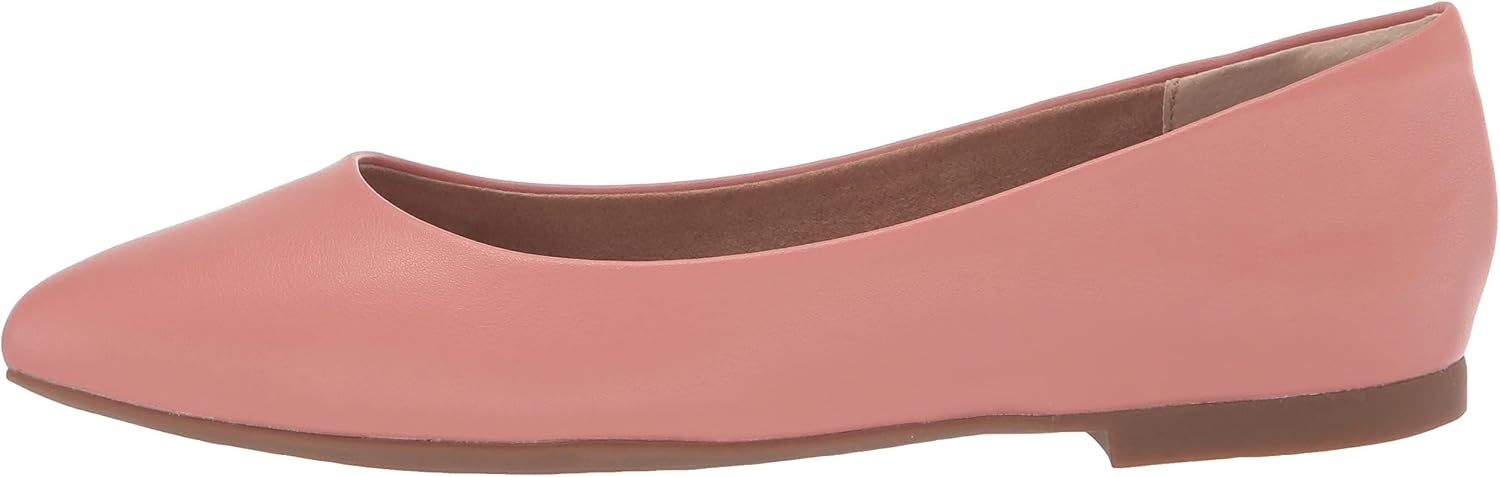 image:imageAmazon Essentials Womens PointedToe Ballet FlatsDusty Rose