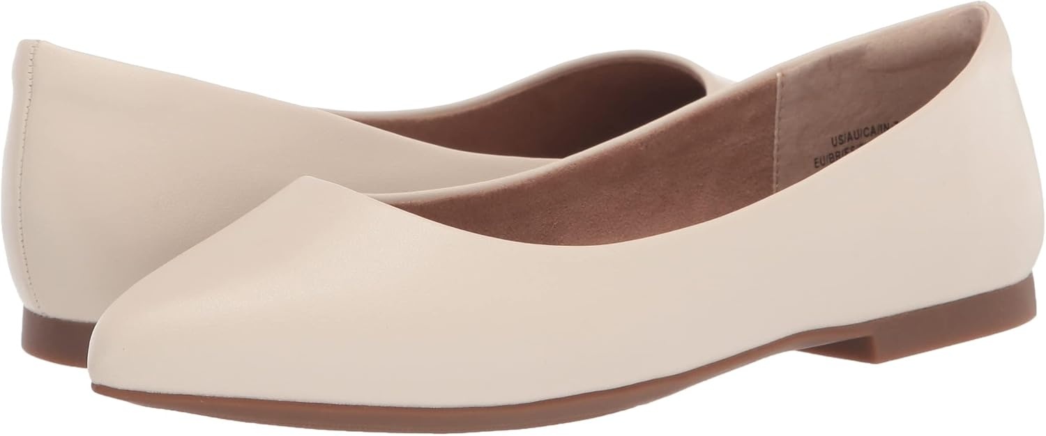 image:imageAmazon Essentials Womens PointedToe Ballet FlatsIvory
