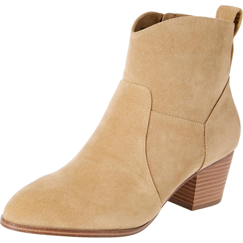 image:imageAmazon Essentials Womens Western Ankle Boots with Stacked Heel Memory Foam Insole Non SlipTan