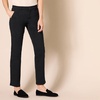 Amazon Essentials Women’s Curvy Straight-Leg Mid-Rise Stretch Twill Chino Pants(Black)