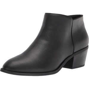Amazon Essentials Women’s Low Heel Ankle Boots with Side Zipper, Stacked Block Heel(Black Faux Leather)