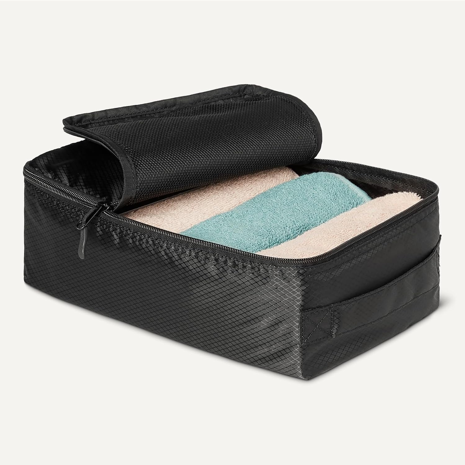 image:imageAmazon Essentials 4Piece SpaceSaving Packing Cubes Travel Accessories Set Suitcase Organizer with Double Zipper Mesh Top Small Sky Blue Previously Amazon BasicsBlack