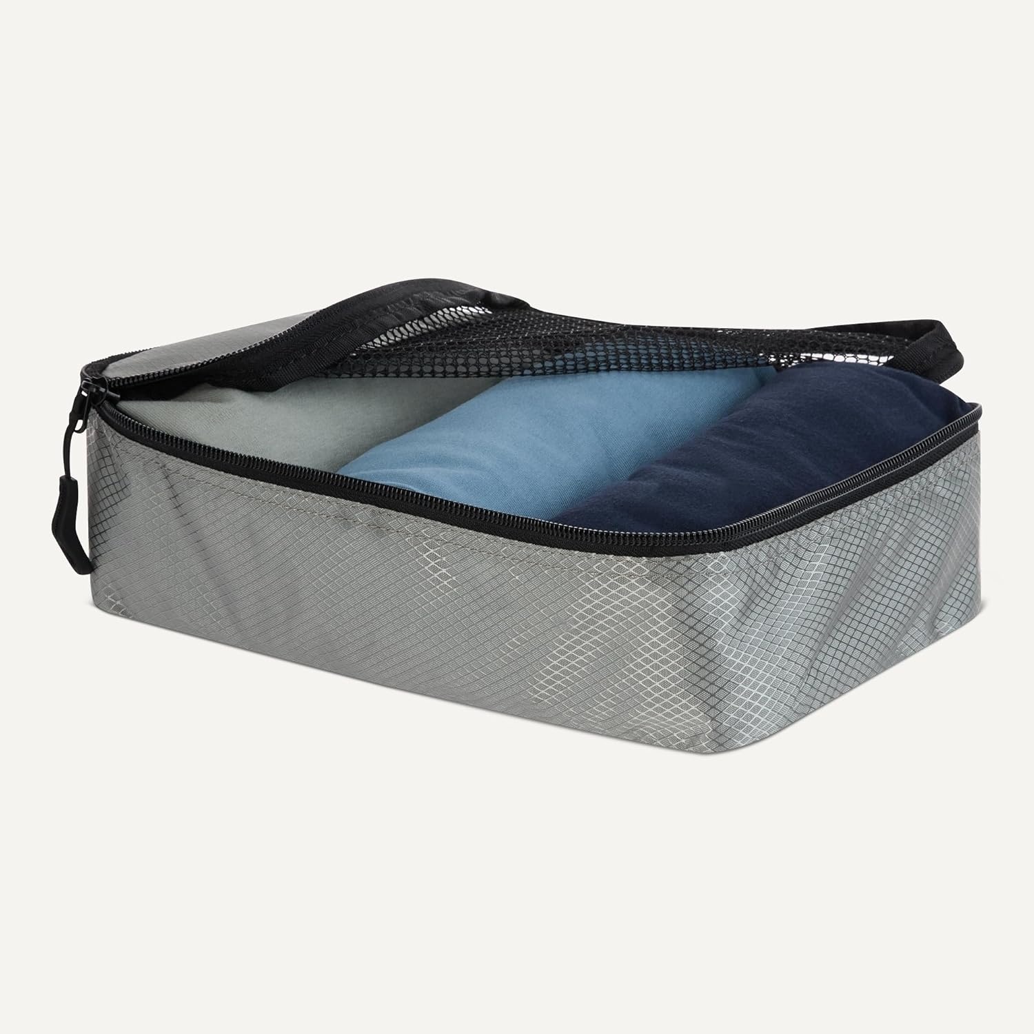 image:imageAmazon Essentials 4Piece SpaceSaving Packing Cubes Travel Accessories Set Suitcase Organizer with Double Zipper Mesh Top Small Sky Blue Previously Amazon BasicsGray