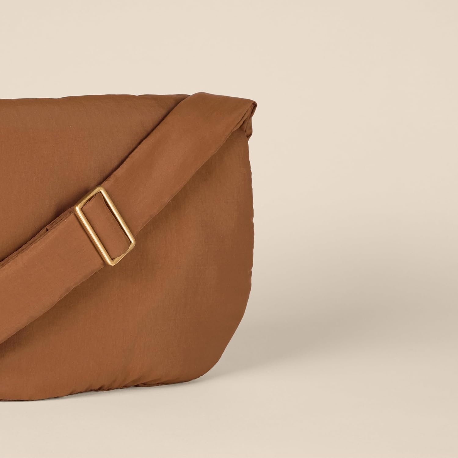 image:imageAmazon Essentials Womens Lightweight Nylon Adjustable Crossbody Flap Bag with Secure ZipperBrown