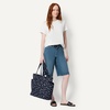 Amazon Essentials Women’s Quilted Cotton Travel Tote Bag, Black, One Size(Navy Floral)